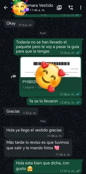 La alegría de recibir el pedido · imagen 2 de 3